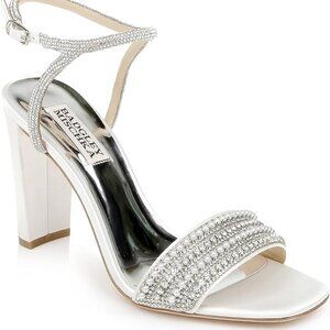 Badgley Mischka Kari Heels size 8 white